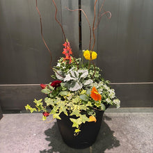 Load image into Gallery viewer, Wasson Seasonal Spring Porch Pot