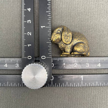 Load image into Gallery viewer, Big-eared Rabbit Brass Decoration