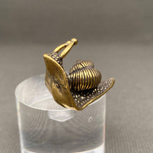 Load image into Gallery viewer, Brass Snail Decoration