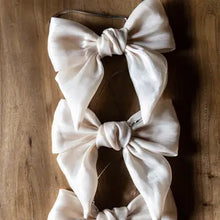 Load image into Gallery viewer, Bow Gauze Cream Set of 3