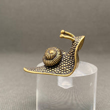Load image into Gallery viewer, Brass Snail Decoration