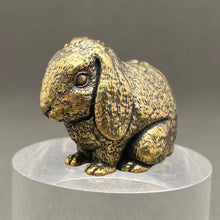 Load image into Gallery viewer, Big-eared Rabbit Brass Decoration
