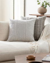 Load image into Gallery viewer, Mudcloth Pillow
