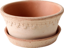 Load image into Gallery viewer, Terracotta planter pot with matching saucer featuring decorative rope pattern border