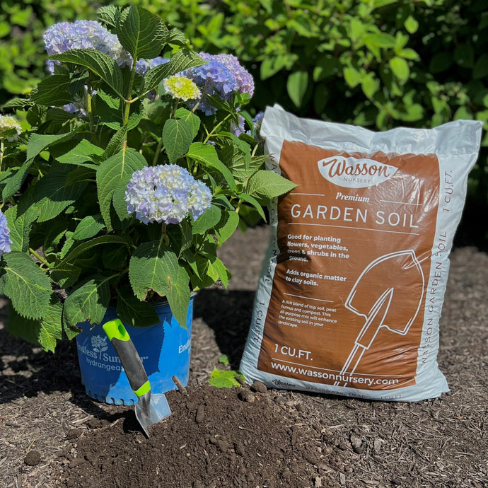 potting soil for flowering plants Wasson Premium Garden Mix